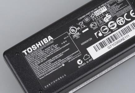 TOSHIBA东芝电源适配器被召回150万，存在短路的安全隐患 